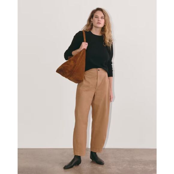 Everlane Womens The Classic Crew Sweater Small Black Cashmere Long Sleeve NWT - Picture 3 of 11